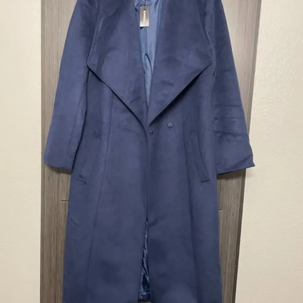 EXPRESS Navy Blue Belted Coat - Picture 3 of 7